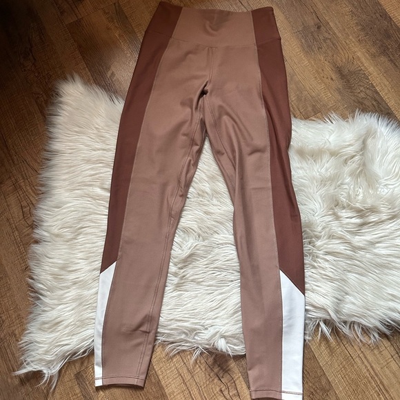 YPB Abercrombie & Fitch Sculpt Lux Curve Love 7/8 Leggings - Picture 5 of 6